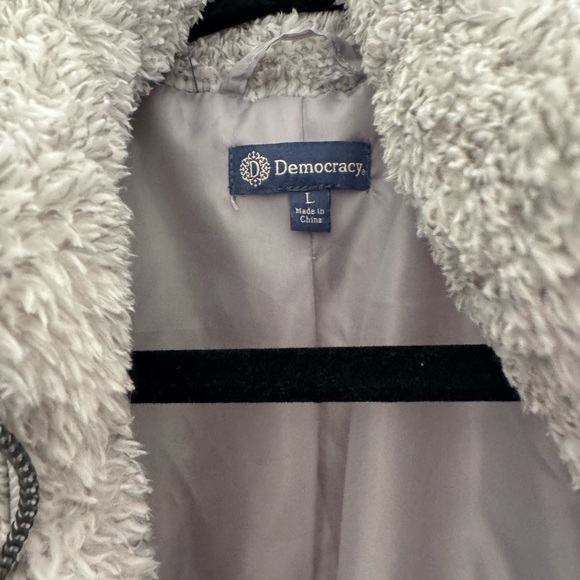 Brand NWT Democracy Cozy Grey Fleece Jacket - Picture 6 of 6